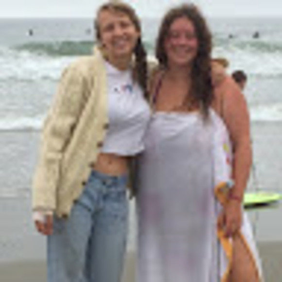 Meet your Posher, Audrey - Picture 1 of 1